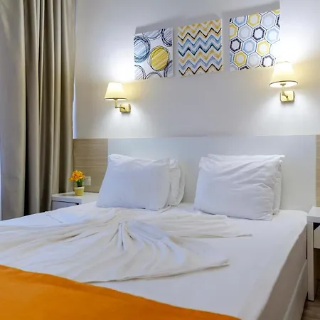 ホテル Garden Nevis サニービーチ