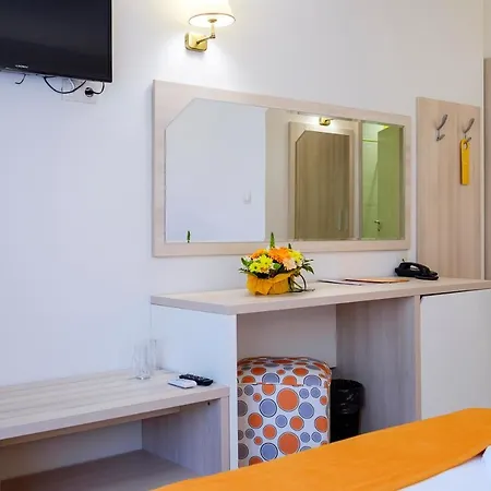 Garden Nevis ホテル