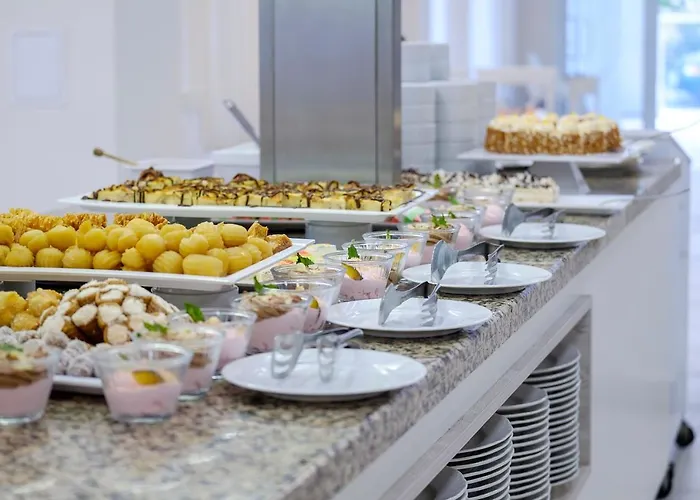 Хотел Garden Nevis Слънчев бряг