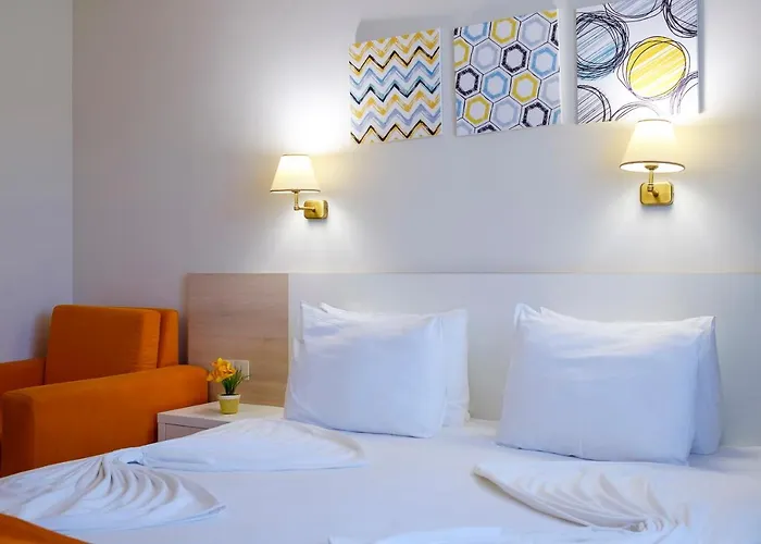 Otel Garden Nevis Sunny Beach