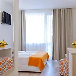 Хотел Garden Nevis Слънчев бряг