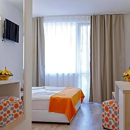 Garden Nevis Хотел 3*