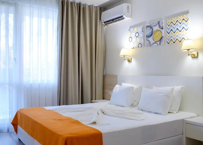 Garden Nevis סאני ביץ'